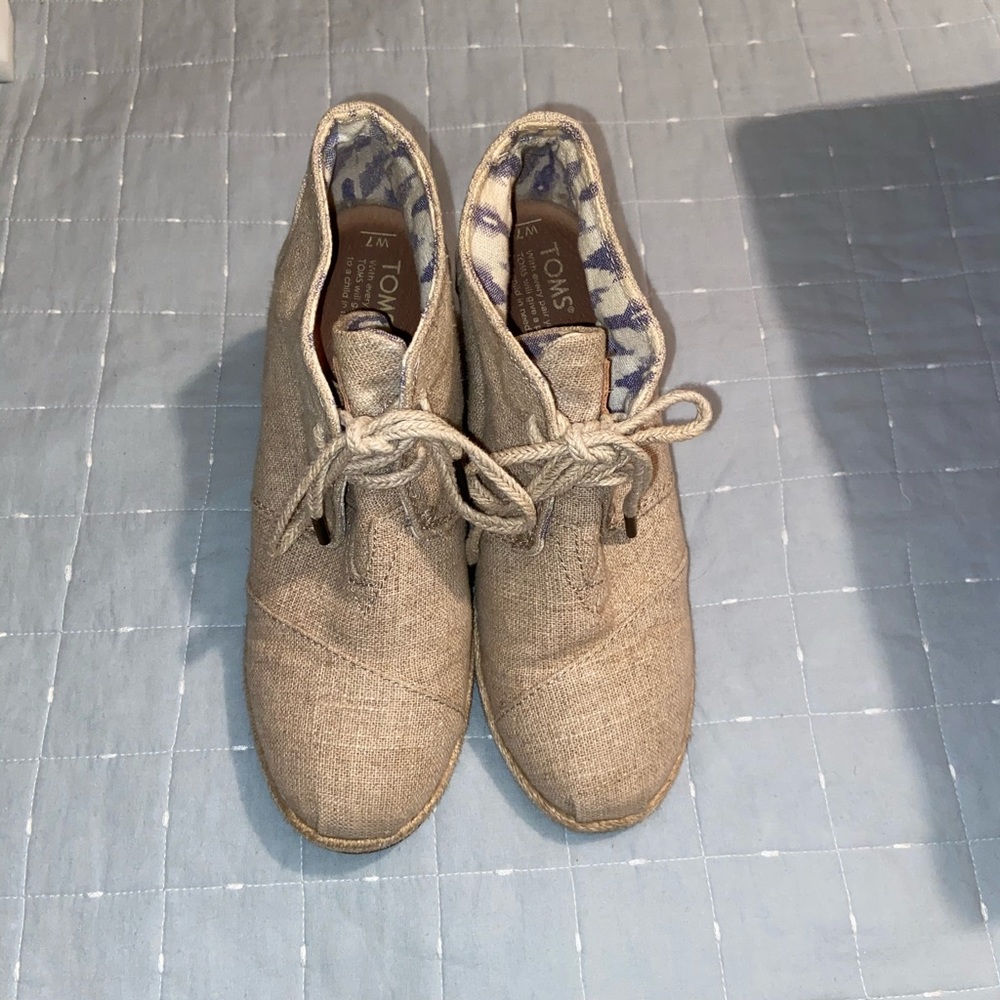 TOMS Wedge Booties Nude